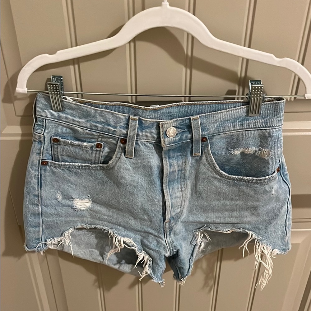 levi's 501  size 25 women's light blue jeans shorts